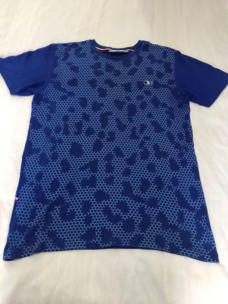 Camisa Lacoste Colméia 