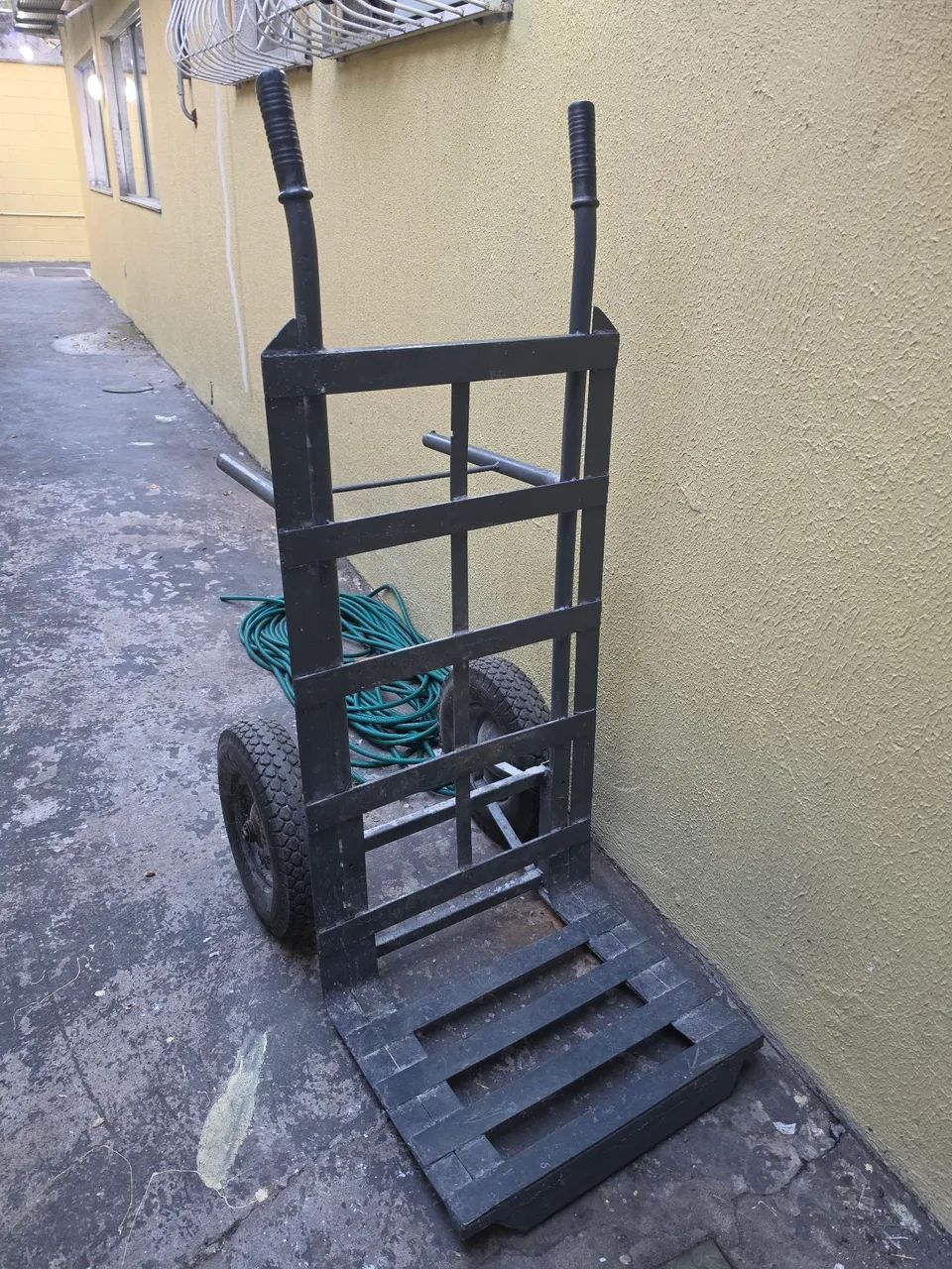 Carrinho para transporte de carga