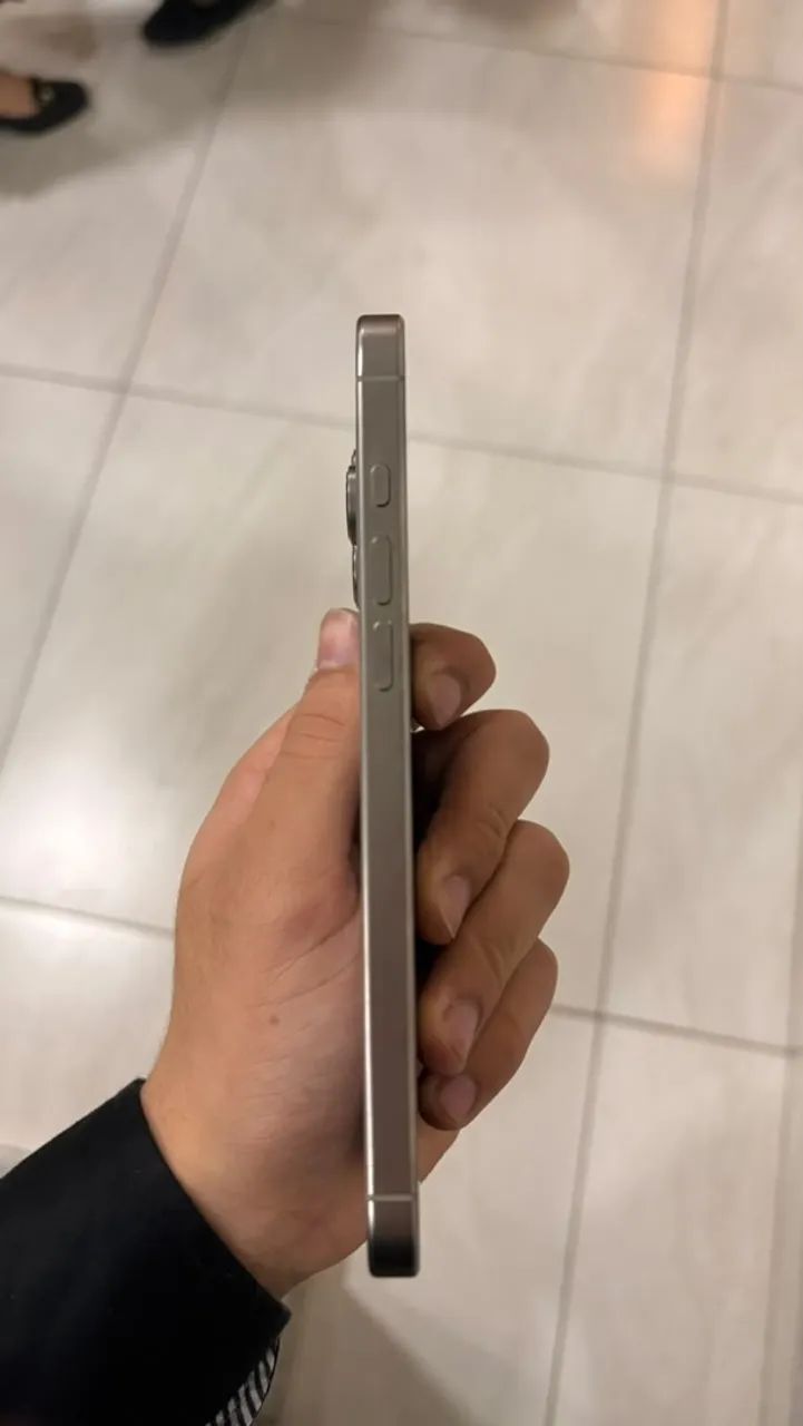 iPhone 16 Pro Max 256gb - Foto 3