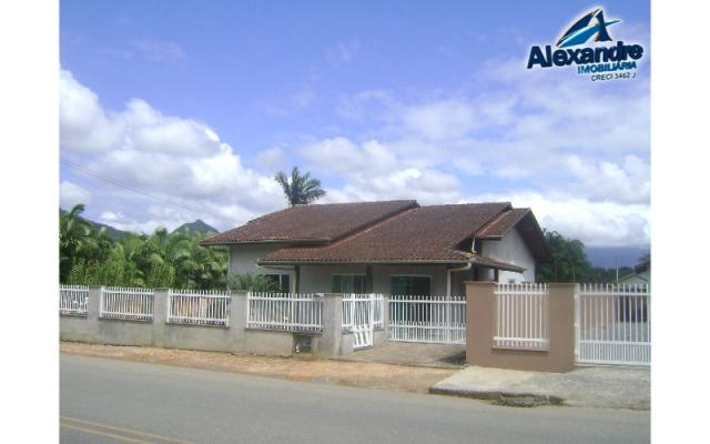 Casa em Schroeder - Rio Hern