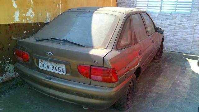 Escort 2001 GL 1.6