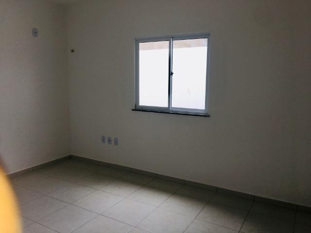 Ent. facilitada linda casa com doc. grátis 2 quartos e 2 suites so casas novas - Foto 9