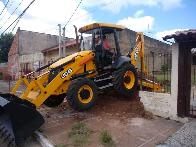 Retroescavadeira JCB 3C 2011