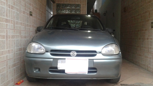 Corsa sedan wind