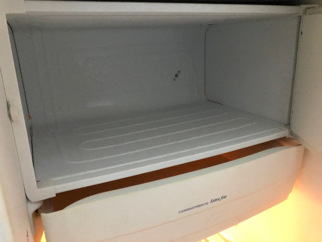 Refrigerador Electrolux RE-29 Branco Usado - Foto 4