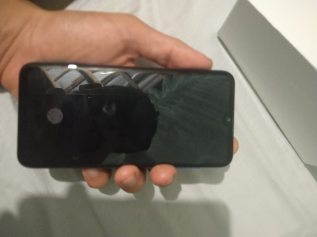 Xiaomi MI 9 SE seminovo - Foto 3