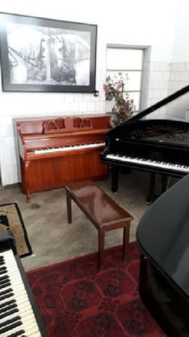 ShowRoom Com Grandes Seleções D Pianos Acusticos Impecáveis CasaDePianos - Foto 2