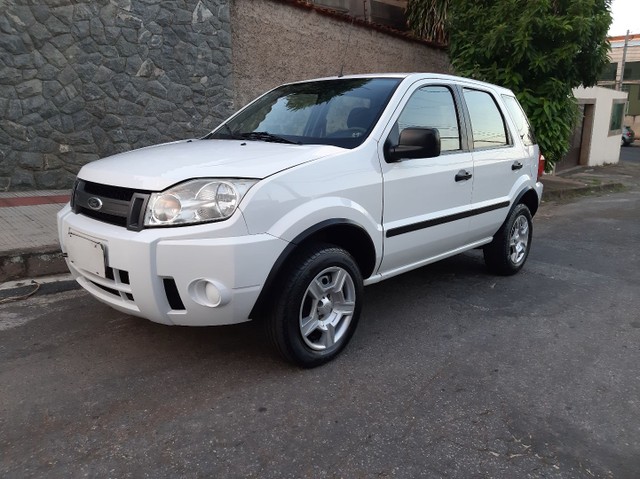 FORD ECOSPORT XL COMPLETA 4X2