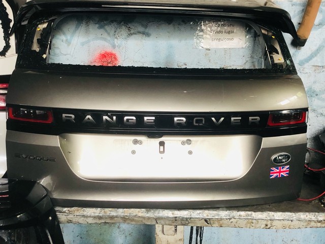 Tampa traseira range rover evoque 2019