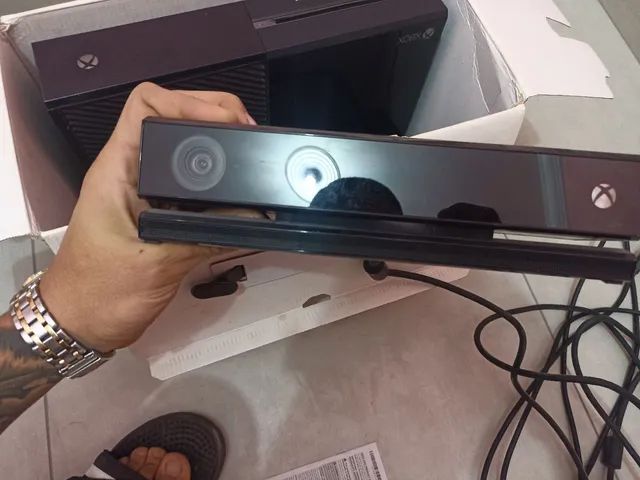 Xbox One + Kinect 