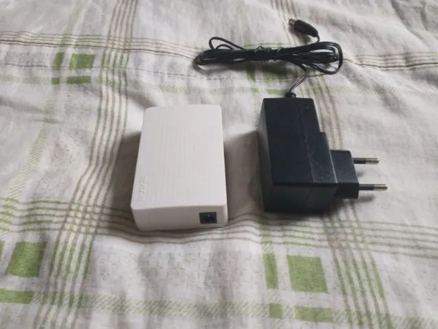 Switch 05 Portas, 10/100 MBps, Tenda - S105