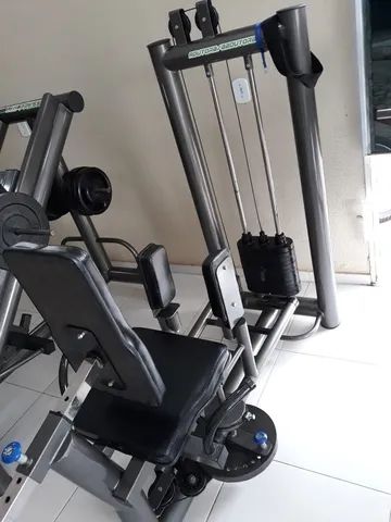 MÁQUINAS E EQUIPAMENTOS DE ACADEMIA - Foto 4