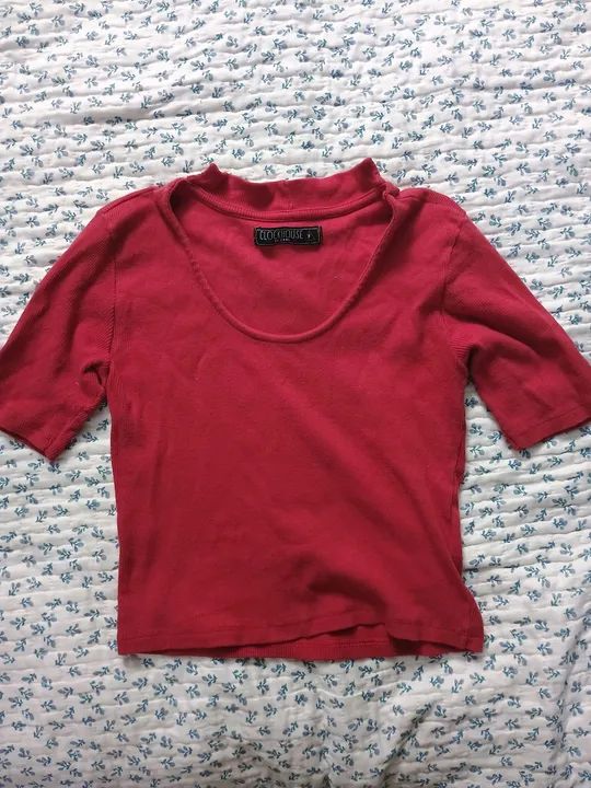 Cropped vermelho C&A 