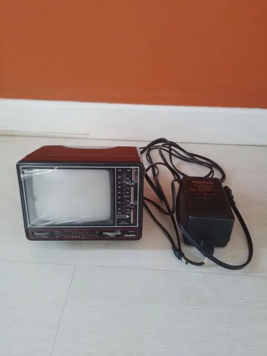 Tv Sony no plástico nova funciona perfeito  - Foto 2