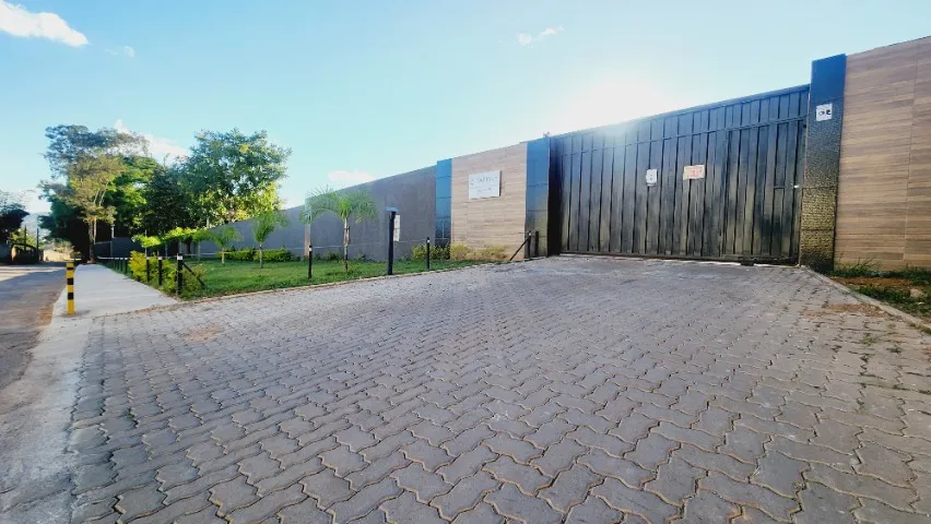 Lote Todo Murado, em Condominio Fechado, Del Ouro - Aceita Carro