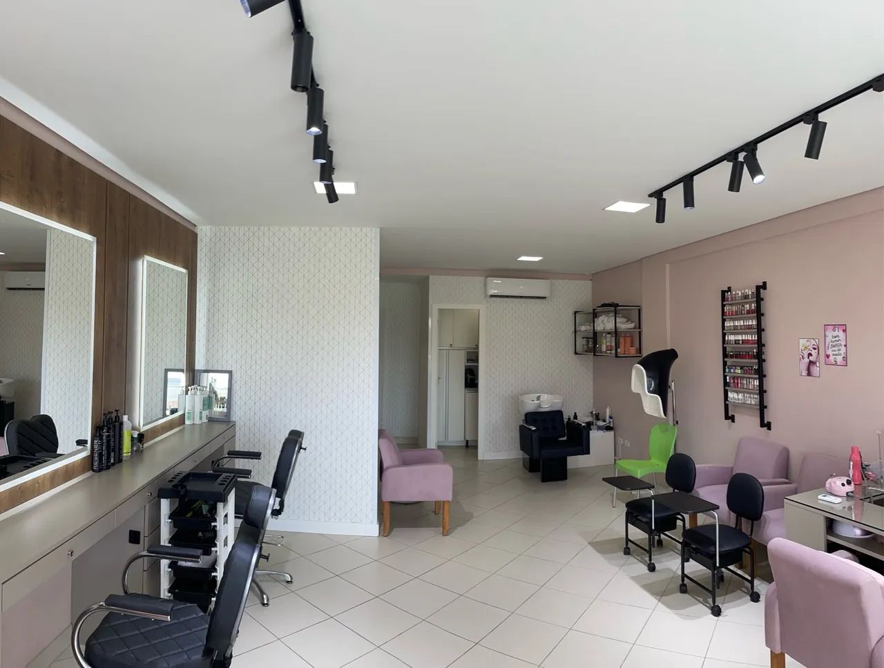 Oportunidade de negócio vendo salão de beleza completo. - Foto 12