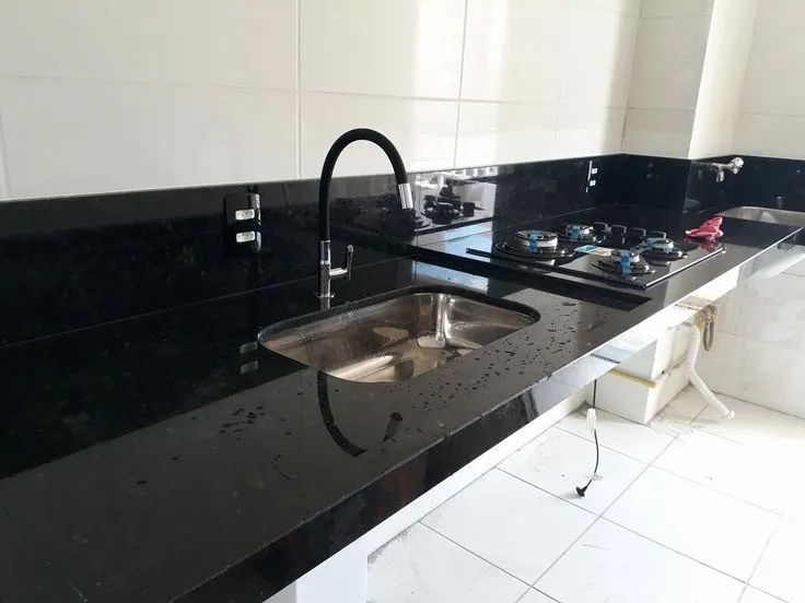 Pia de cozinha em granito preto - Foto 4