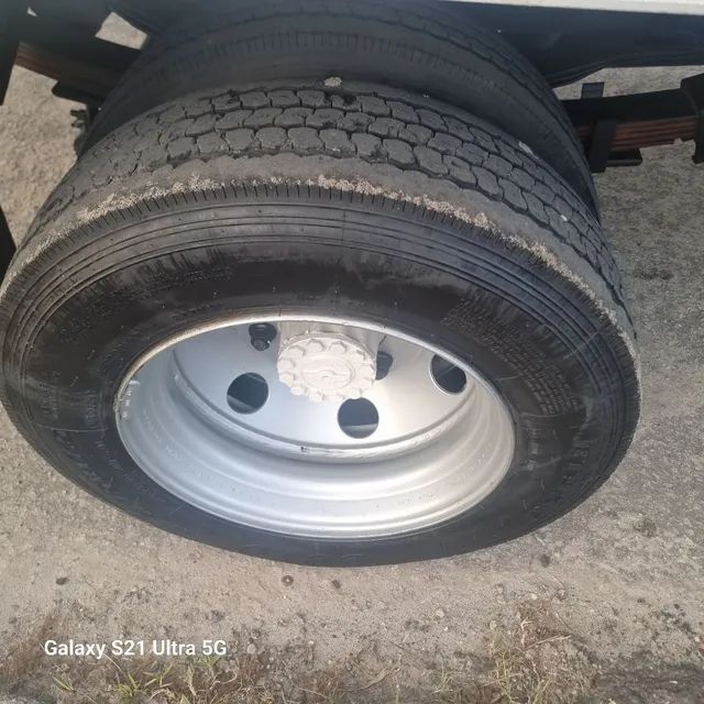 Ford cargo modelo 816 baú ano 2013 - Foto 10