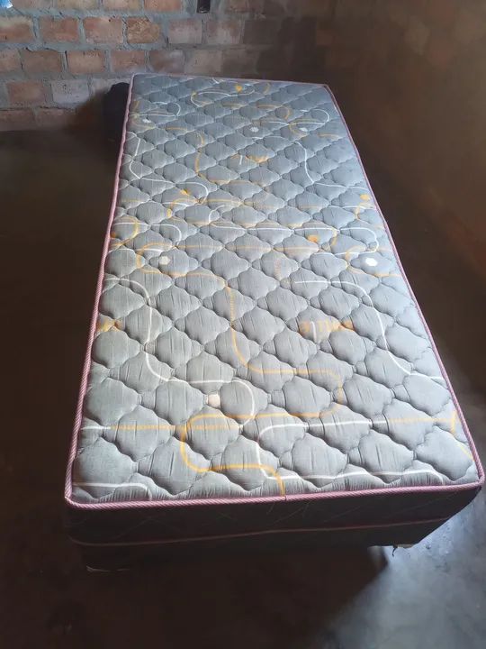 Cama Box de casal - ótima qualidade - Foto 2