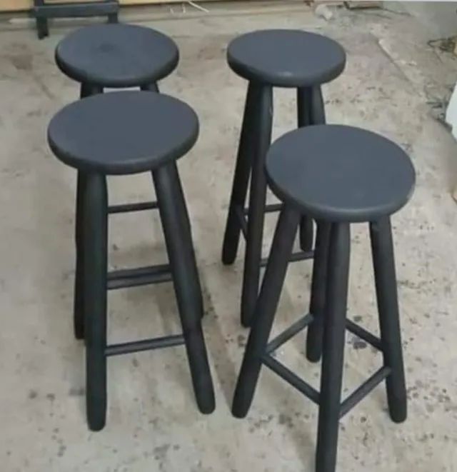 Banqueta em carvalho - 70cm - Crua ou Preta