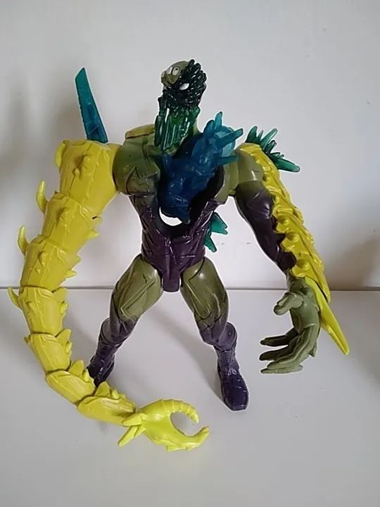 Max Steel Extroyer Mega Larva Brinquedos e Jogos Barro Duro