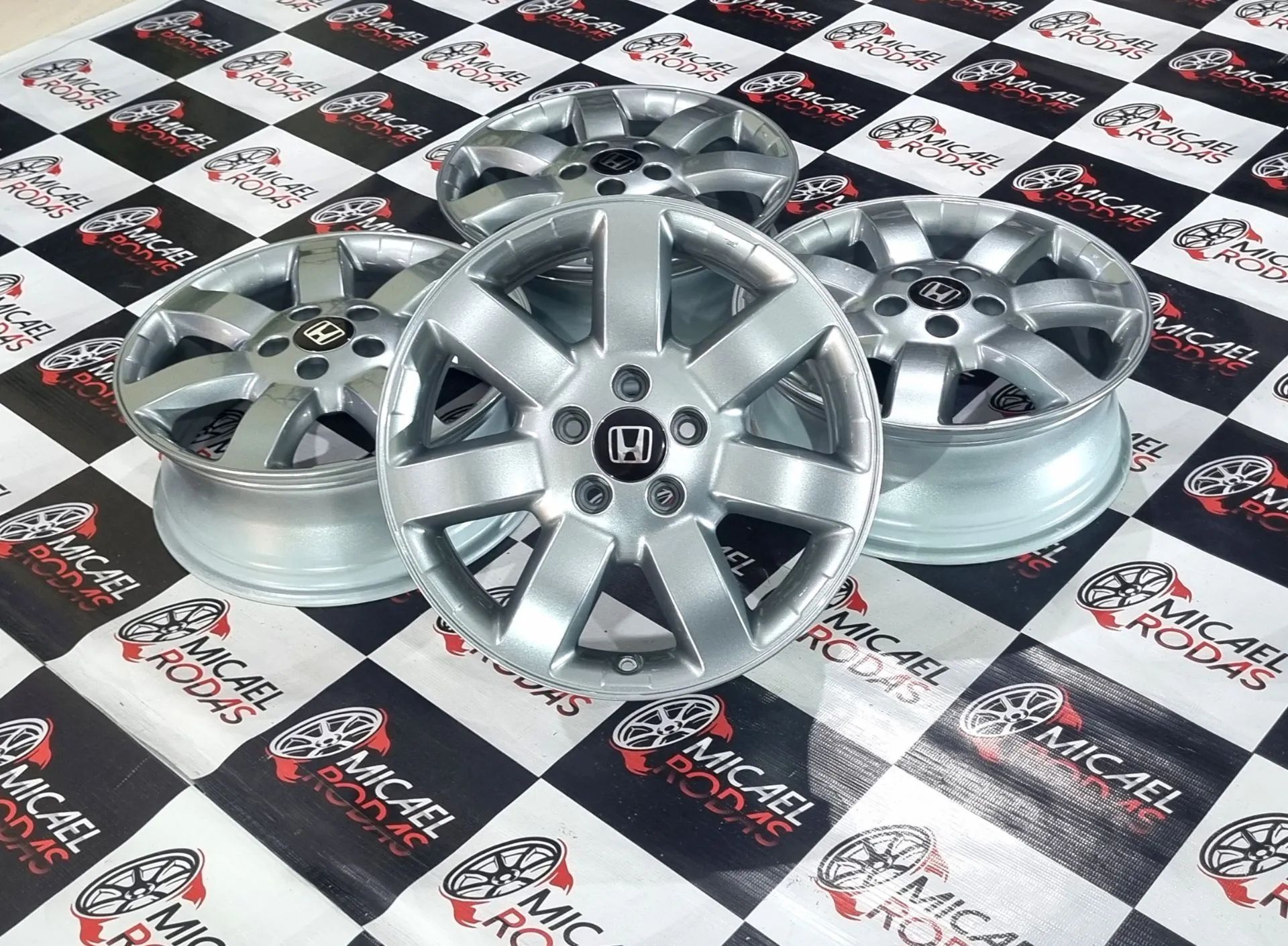 Jogo de rodas aro 17" Honda CR-V CRV 5x114 + Pintura Nova  - Foto 3