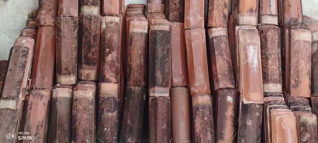 Telhas usadas milheiro R$ 350,00 - baixei o preço! - Foto 4