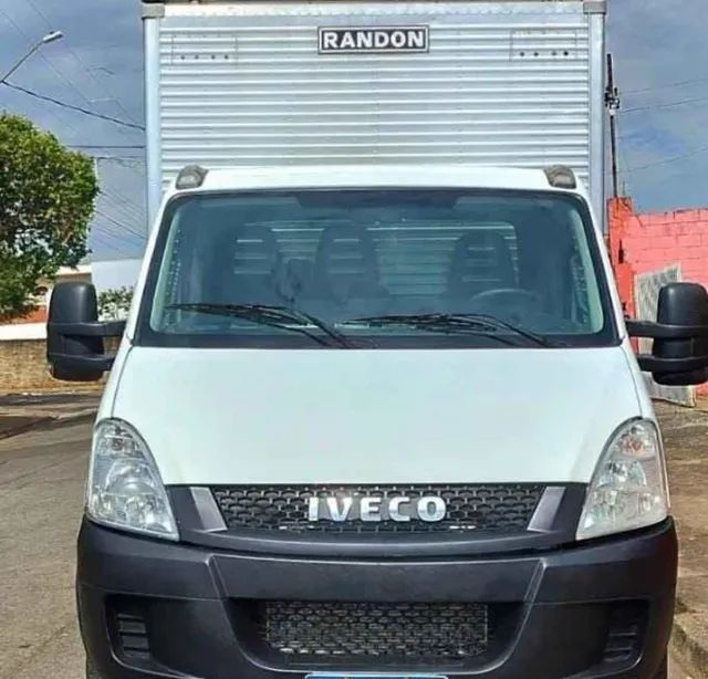 Iveco daily 35s14 baú  - Foto 3