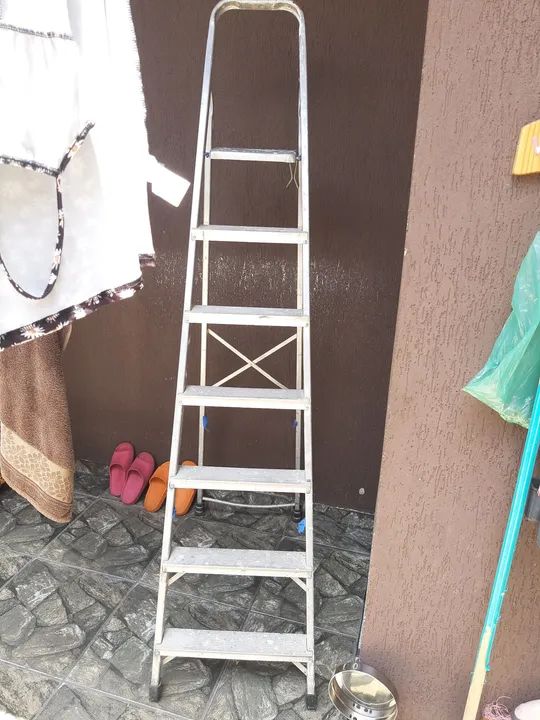 Escada de Alumínio de 07 Degraus  - Foto 5