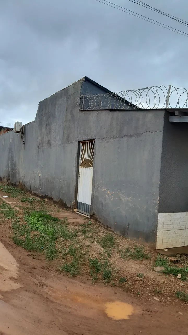Vendo casa 150 mil com 1 apartamentos alugado no valor  de 450 reais   - Foto 3