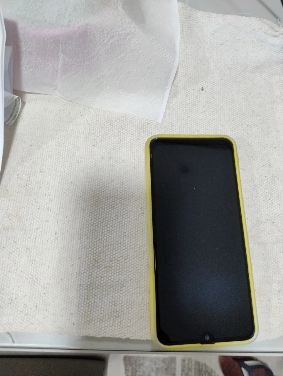 Vendo A30 124 gb de memória semi novo somente com poucas marcas de uso