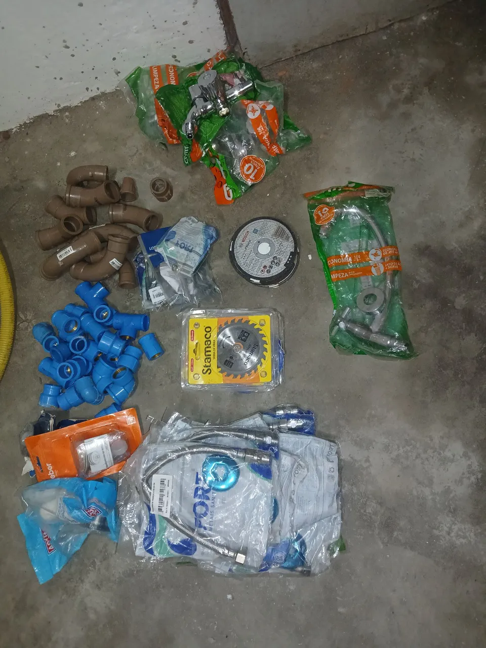 Kit de Ferramentas para Encanamento 250 tudo