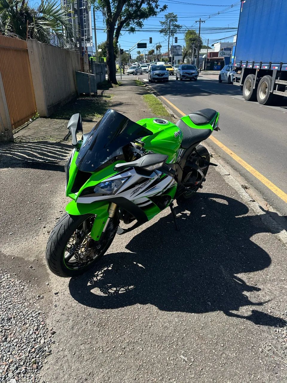 Kawasaki Zx-10/ Zx-10r 1000cc 2015 - 1460960167 | OLX