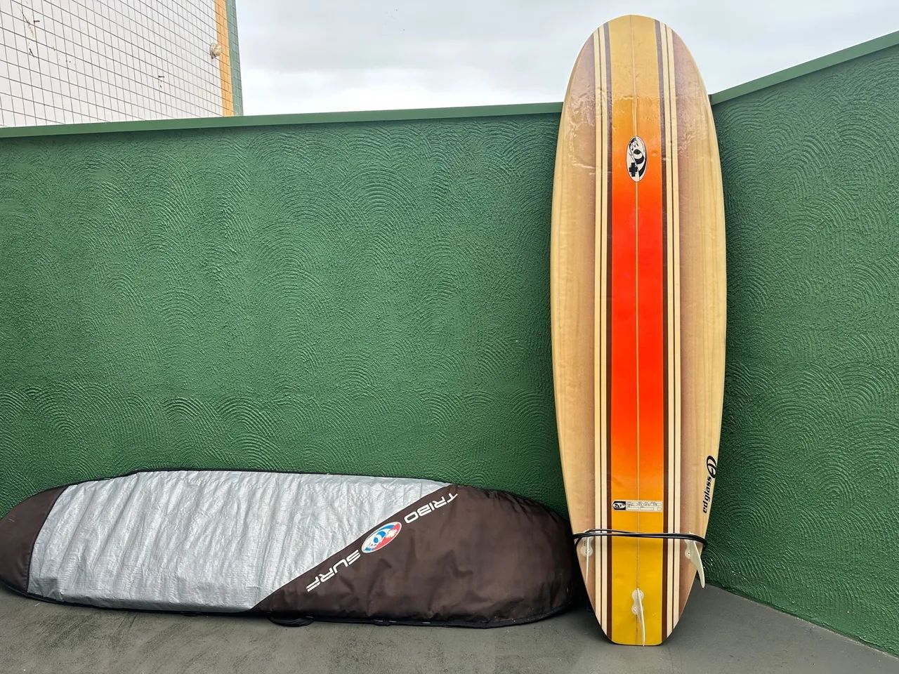 Vendo Prancha Funboard 8.0 Wel da Tribo Surf de Ubatuba. - Foto 2