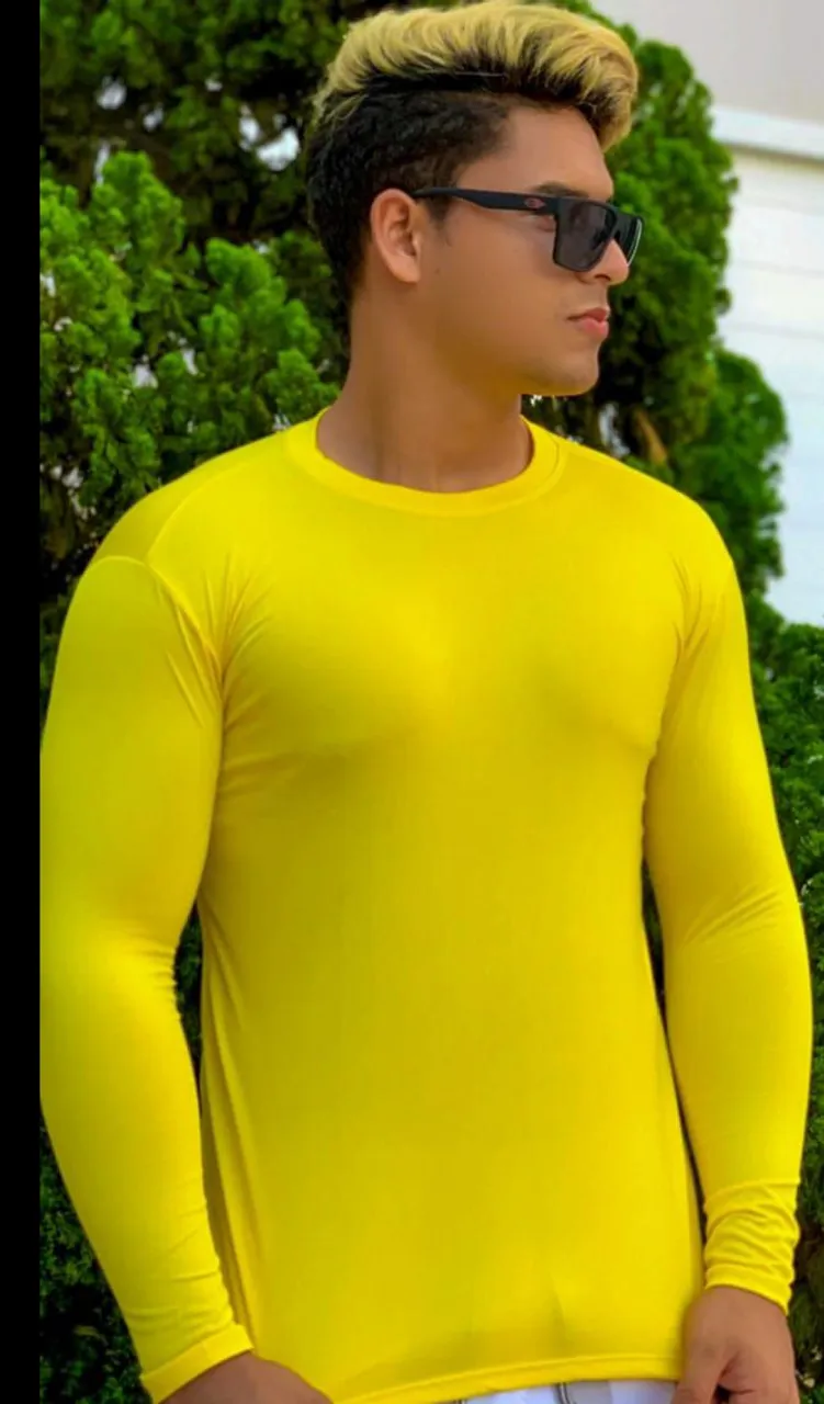 Camiseta Manga Longa Amarela
