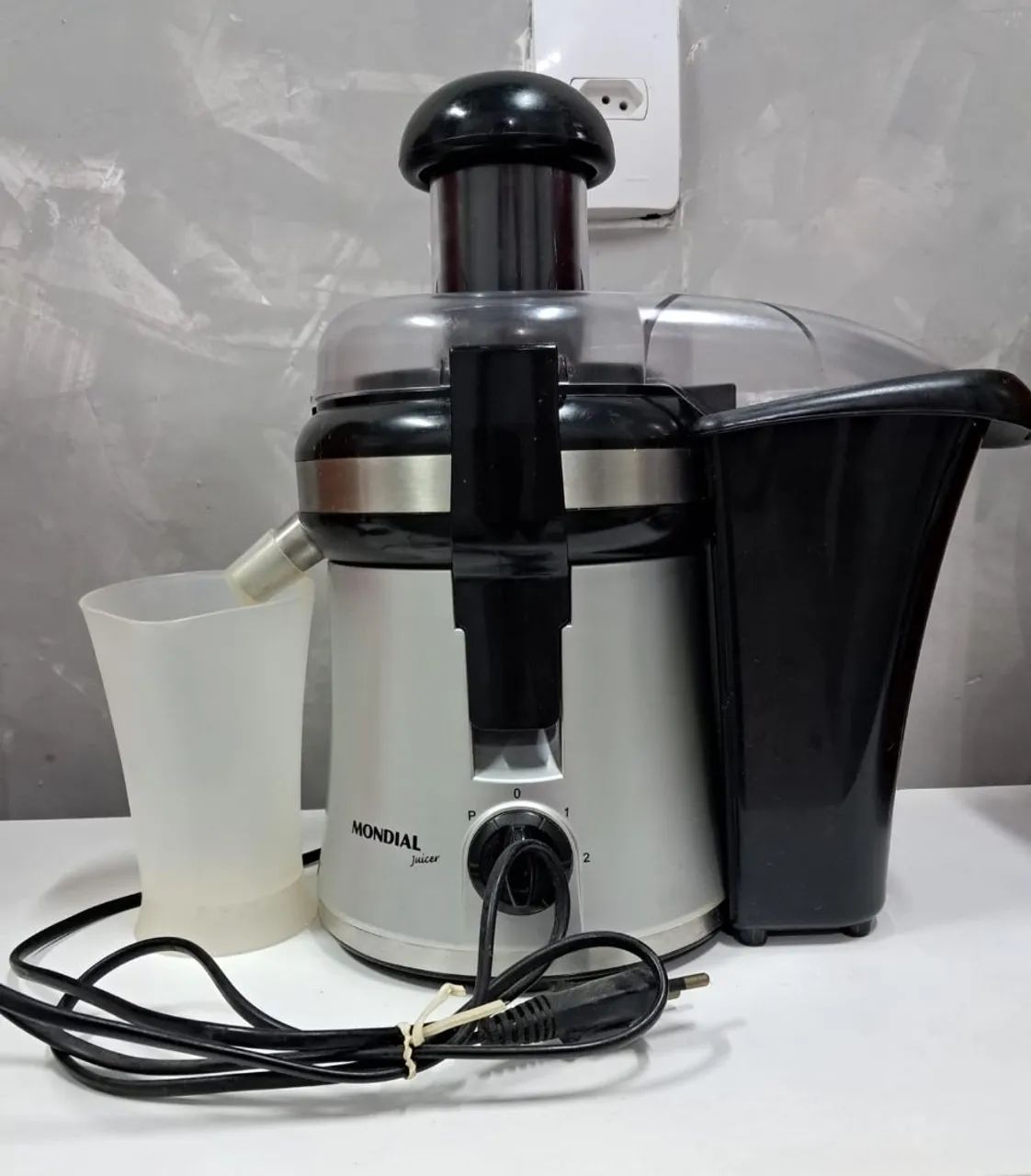 Extrator de Suco Mondial