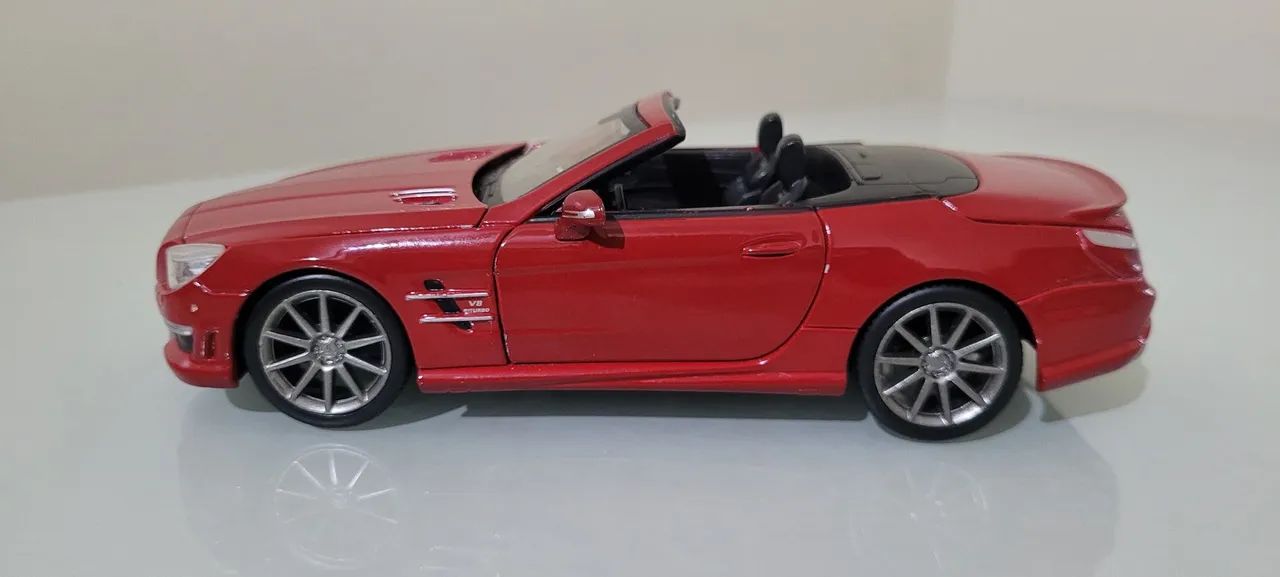 Miniatura Mercedes Benz SL 63 Amg Maisto 1:24 - Foto 3