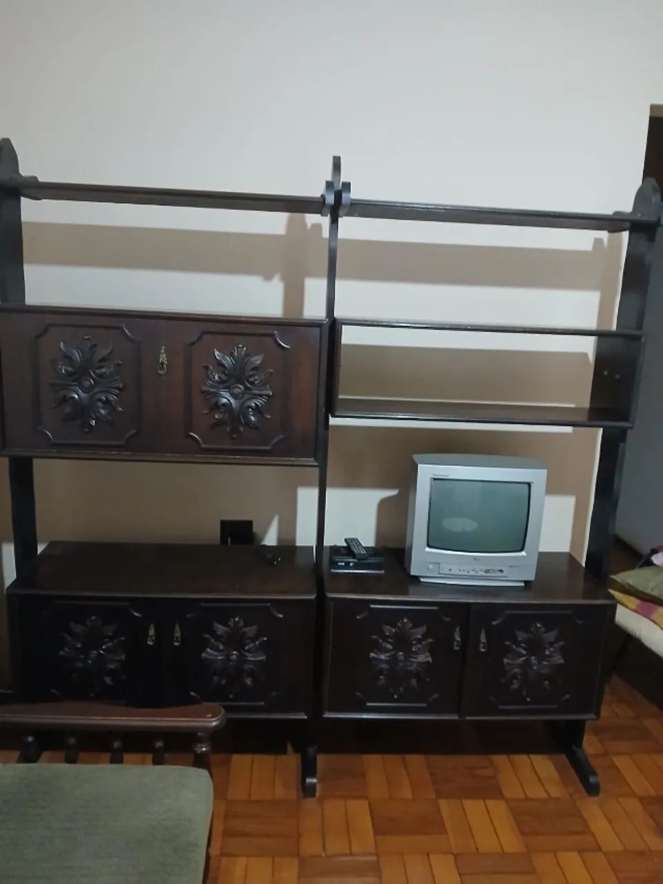 Estante anos 80