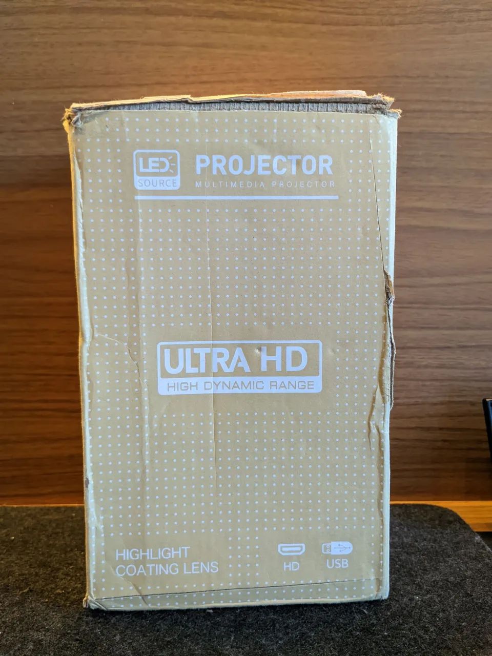 Projetor LED Ultra HD - Alta Qualidade de Imagem