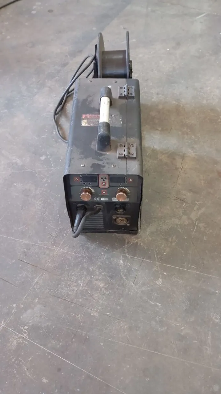 Máquina de Solda MIG/TIG/ELETROLDO