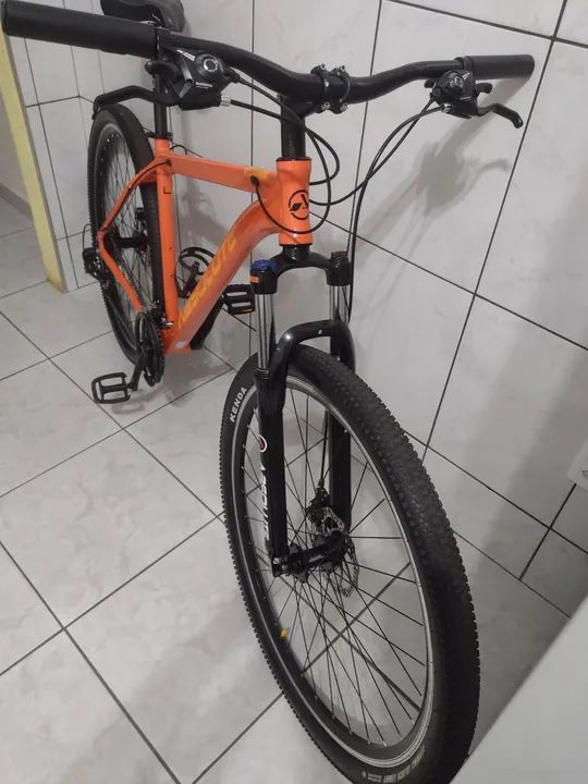Bicicleta Aro 29 Quadro 19 24v Shimano. URGENTE. VENDO/TROCO - Foto 5