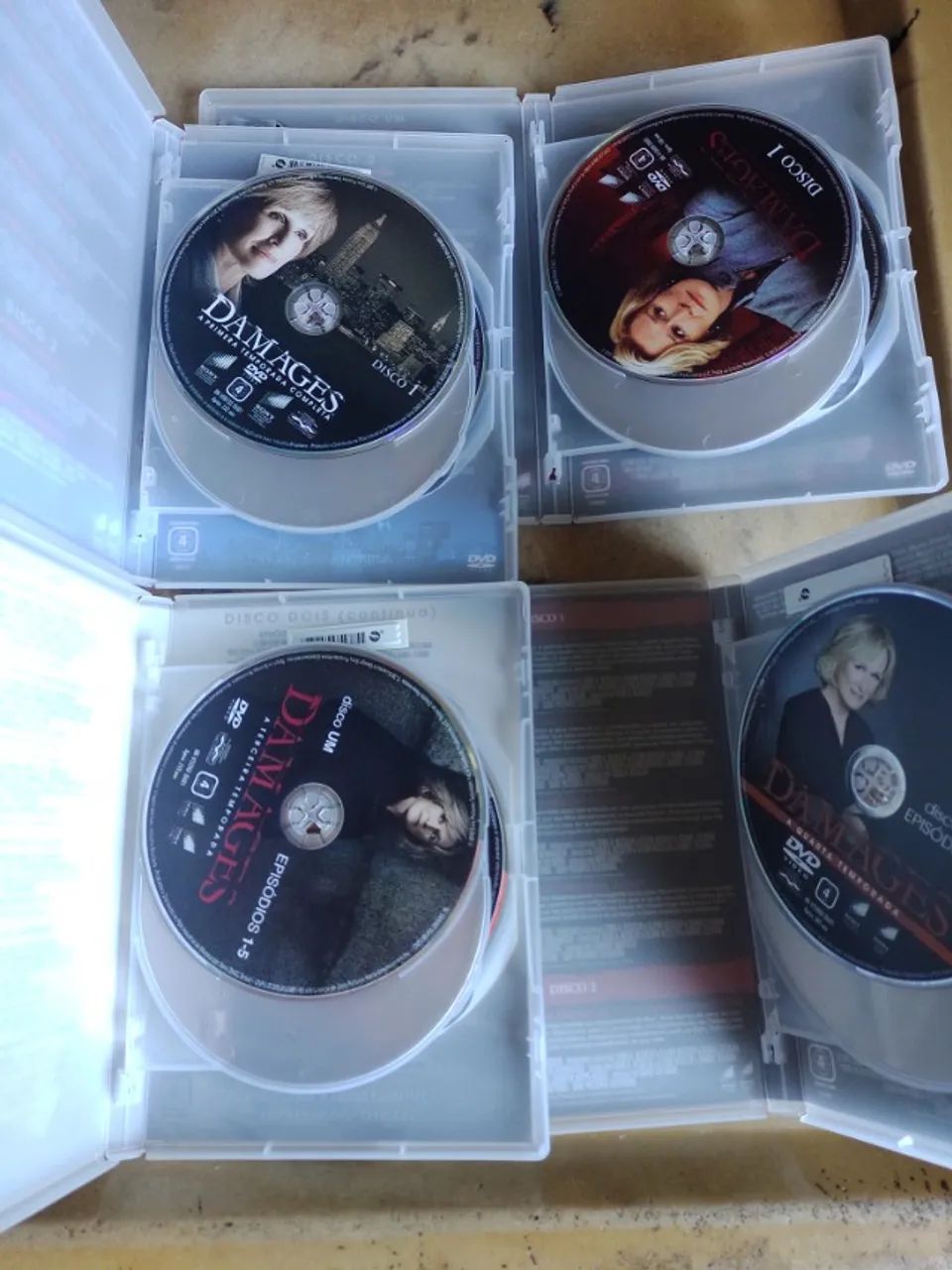 Damages A Série 4 Temporadas Box 12 Dvds - Foto 4