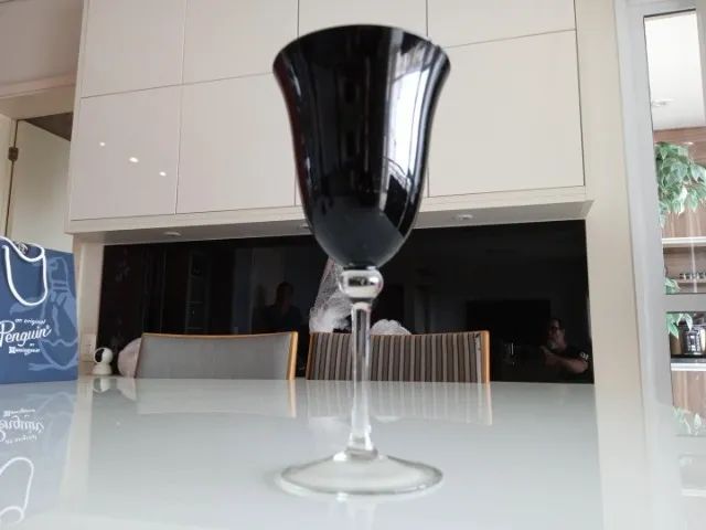 Conjunto de 4 Taças em Vidro Preta 22 cm x 10 cm x 10 cm - Foto 2