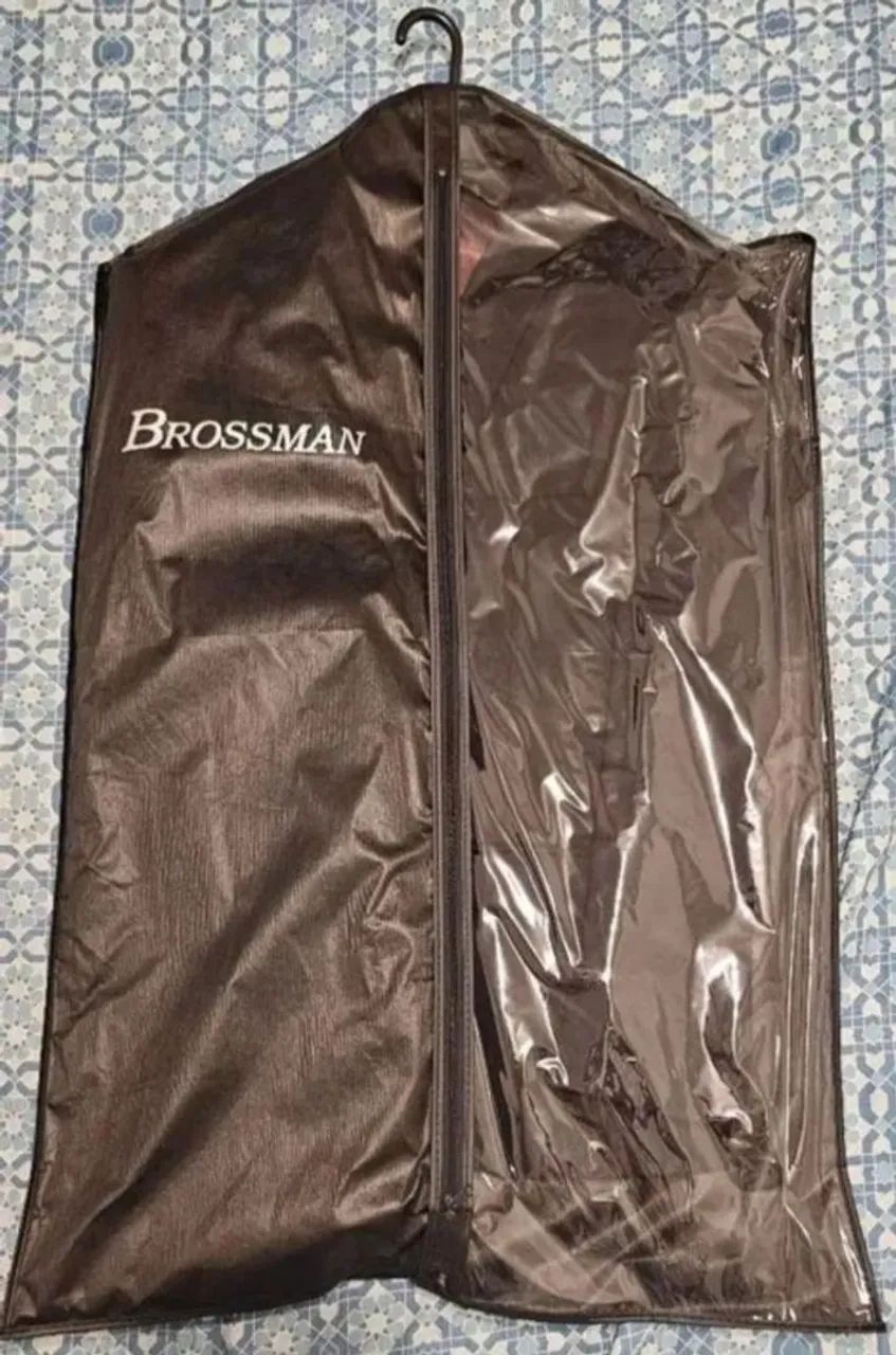 TERNO PRETO BROSSMAN