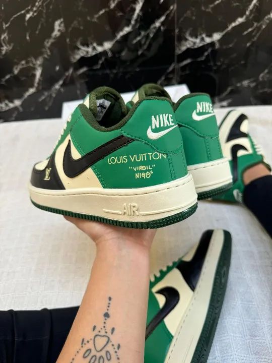 Tênis Nike Air Force 1 Verde e Branco - Foto 3