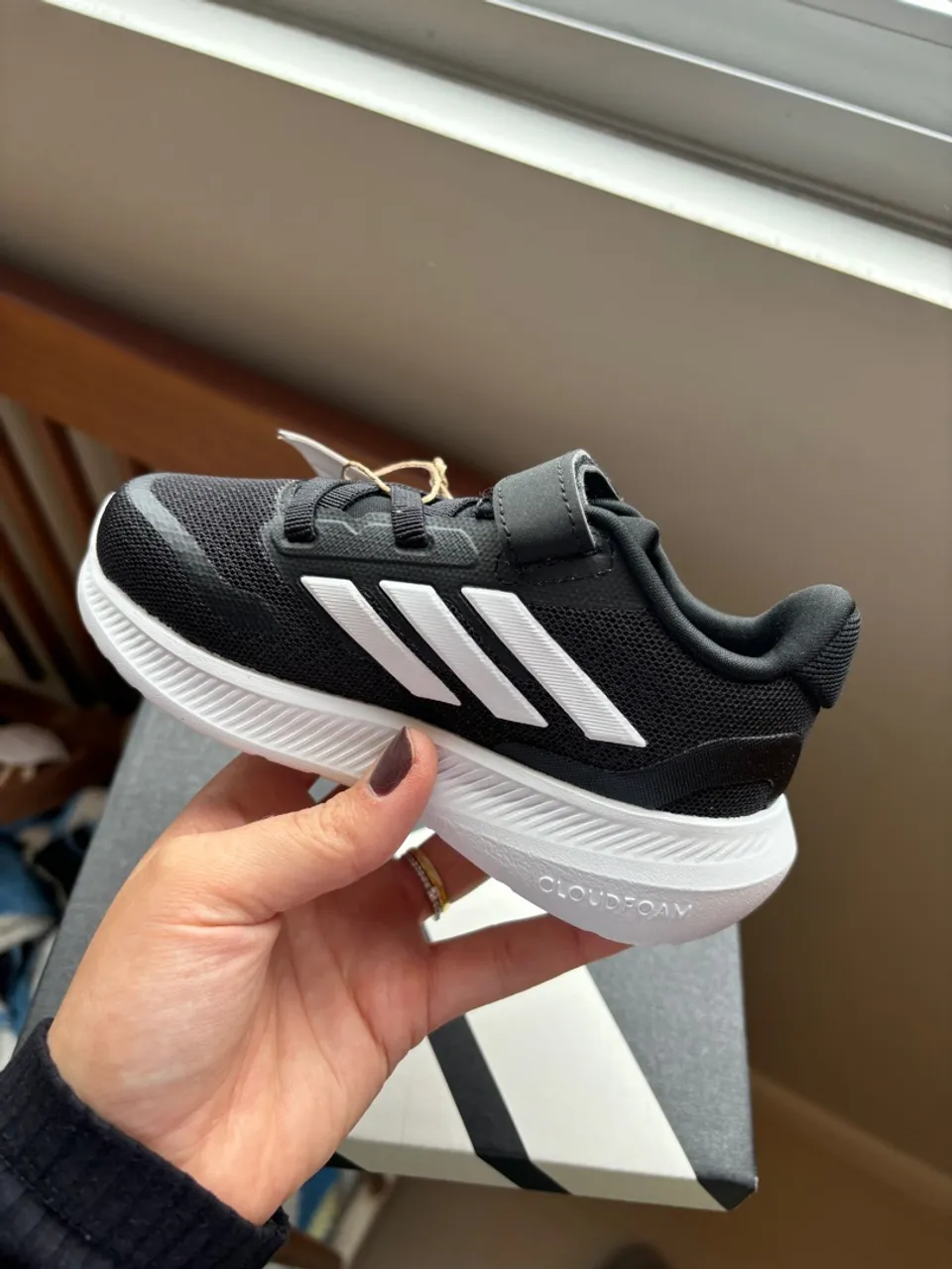 Tênis Adidas Infantil Cloudfoam - Conforto e Estilo