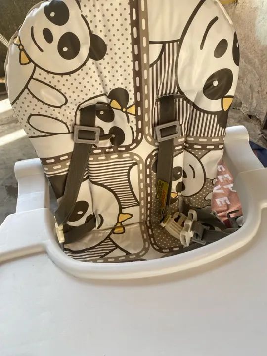 Cadeira de alimentaca burigotto - Foto 5