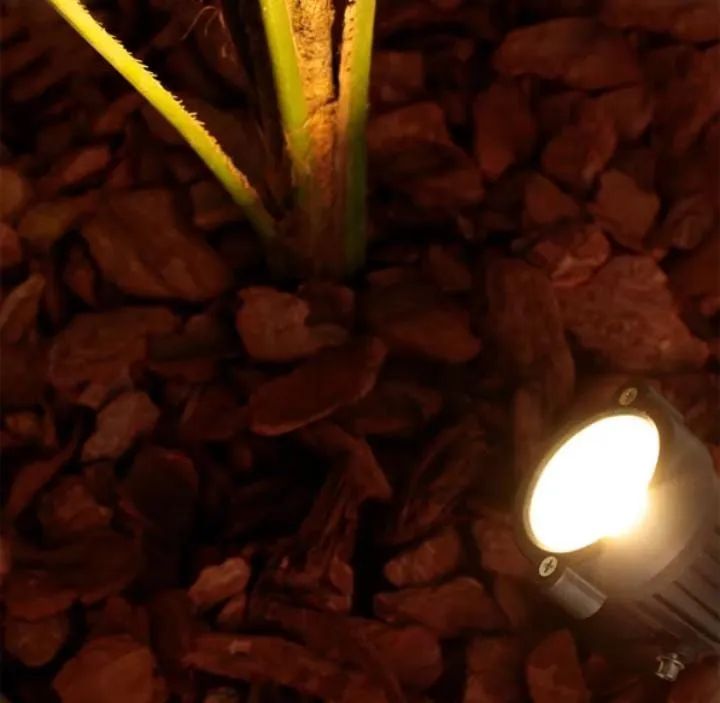 Espeto de Jardim 7W - Luz Focada - Para uso externo - Foto 5