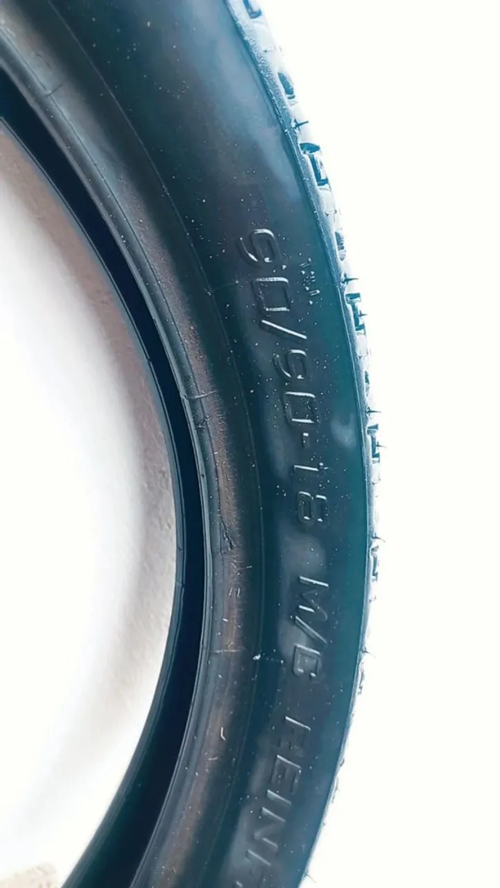 Pneu Moto 90/90-18 com câmera