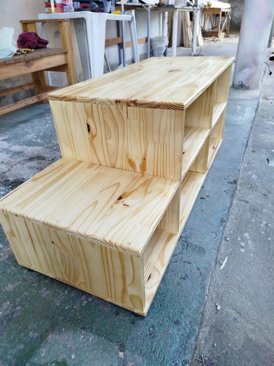Sapateira de madeira de pinus . - Foto 3